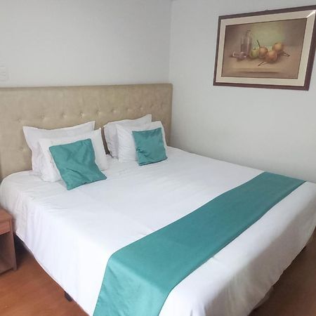 Hotel En Bogota - Fontana Di Trevi Εξωτερικό φωτογραφία